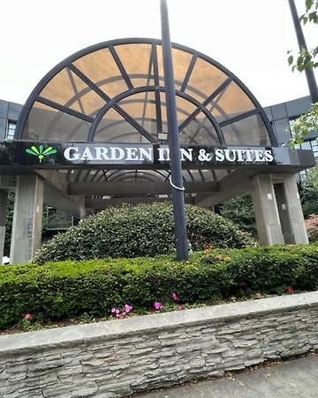 Garden Inn & Suites - Jfk Нью-Йорк Екстер'єр фото
